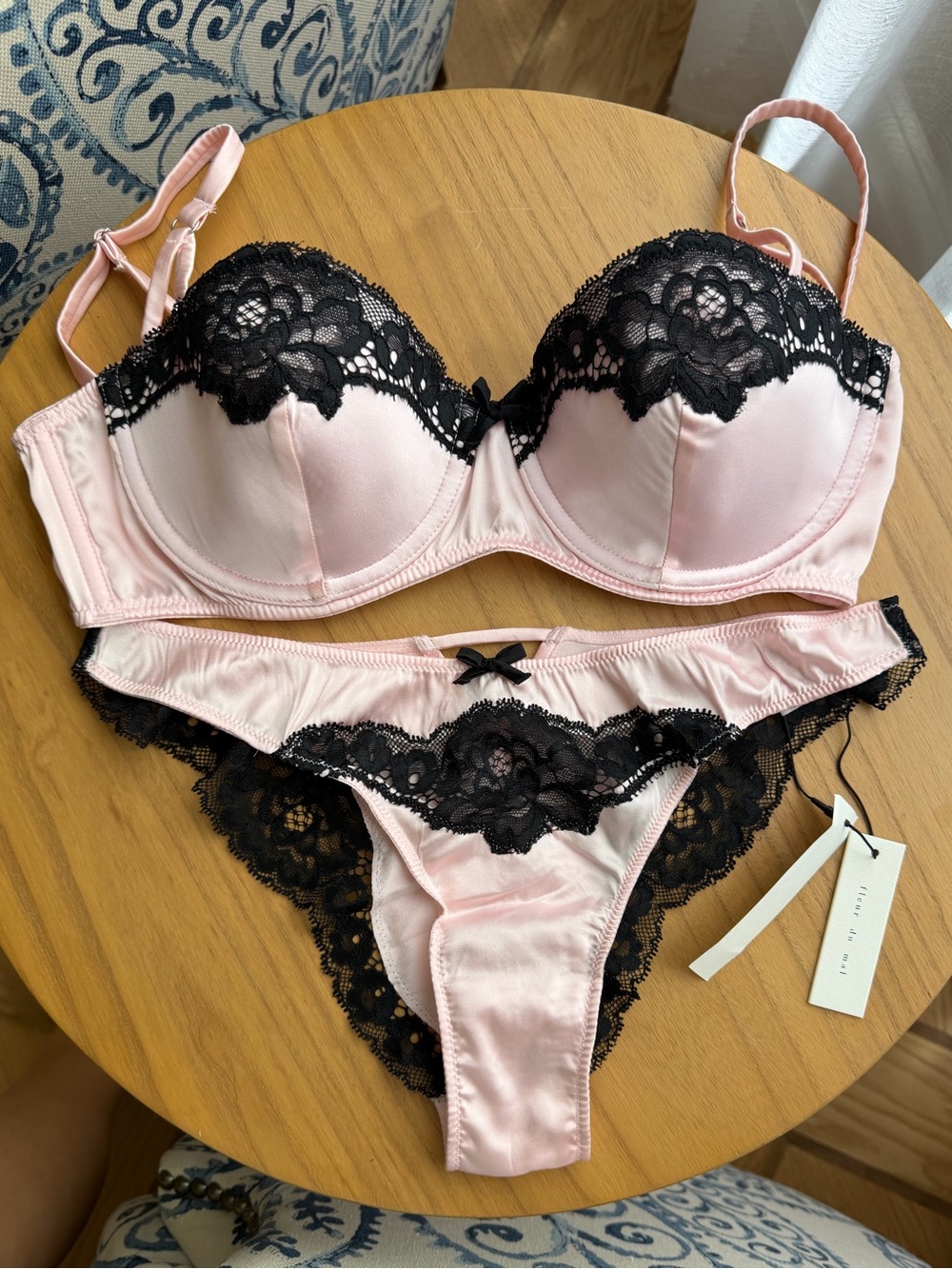 Fleur du Mal Silk & Lace Bra Set NWT Baby Rose/Black 36C & Size 2